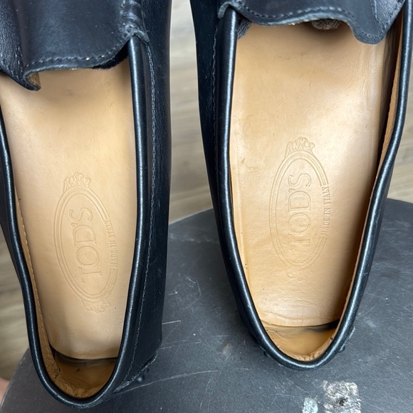 Tod's Black Leather Slip-On Loafers - Picture 2 of 4
